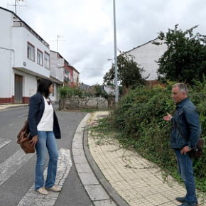 Cidadáns denuncia graves deficiencias na rúa Ramos Misioné, na zona da Aceña de Olga, que foi reformada a comezos deste mantado