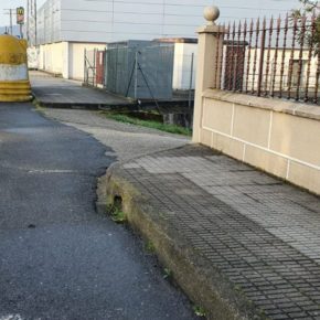 Fontán: “Hay que reducir los bordillos de las aceras de la Avenida de Lugo” Fontán: “Hay que reducir los bordillos de las aceras de la Avenida de Lugo”
